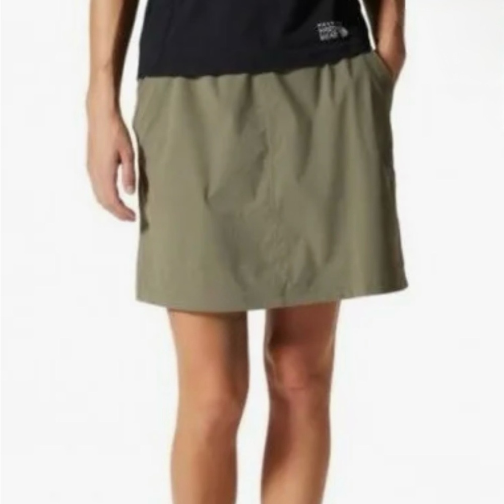 Mountain Hardwear Dynama Pull On Skirt Green